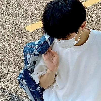 特别帅又好看的男生格局意境男生头像